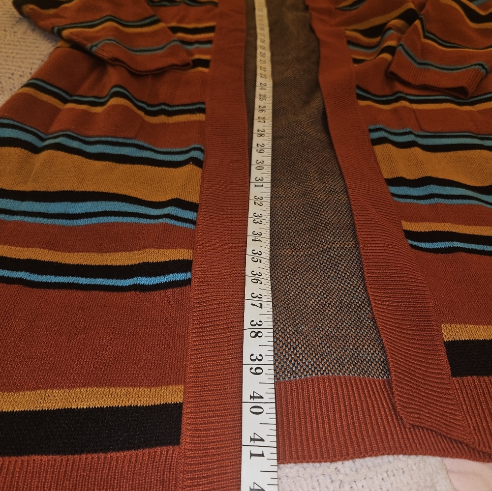 Wrangler Retro Cardigan in Rust with Turquoise and Mustard Accents - Picture 4 of 5